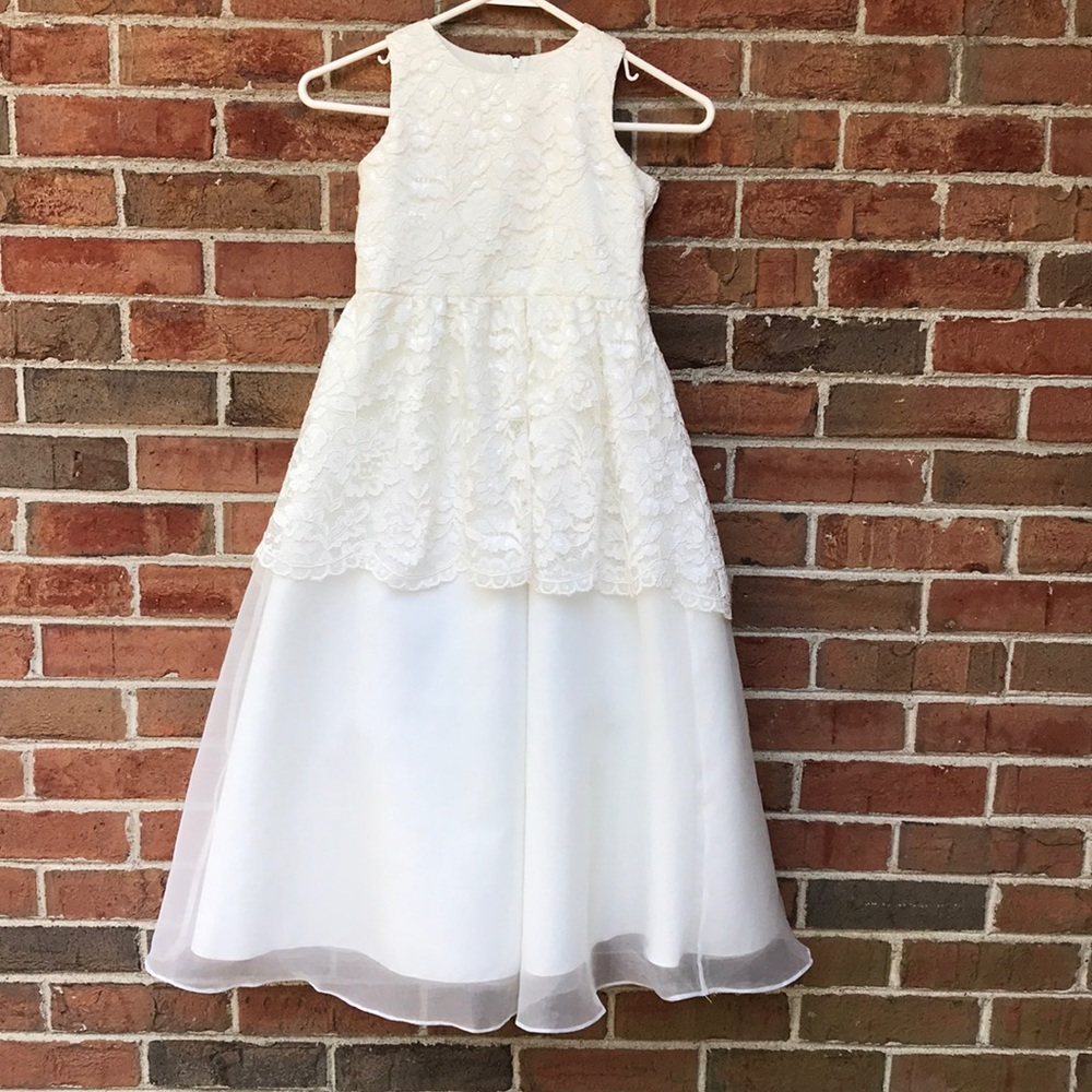 EUC Cream Formal Dress Sz6